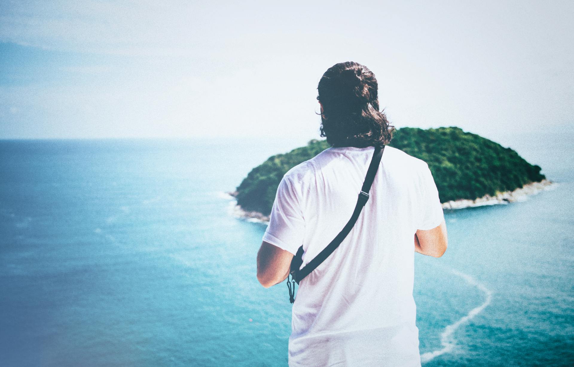 Capture the serene beauty of Phi Phi’s cultural landscapes